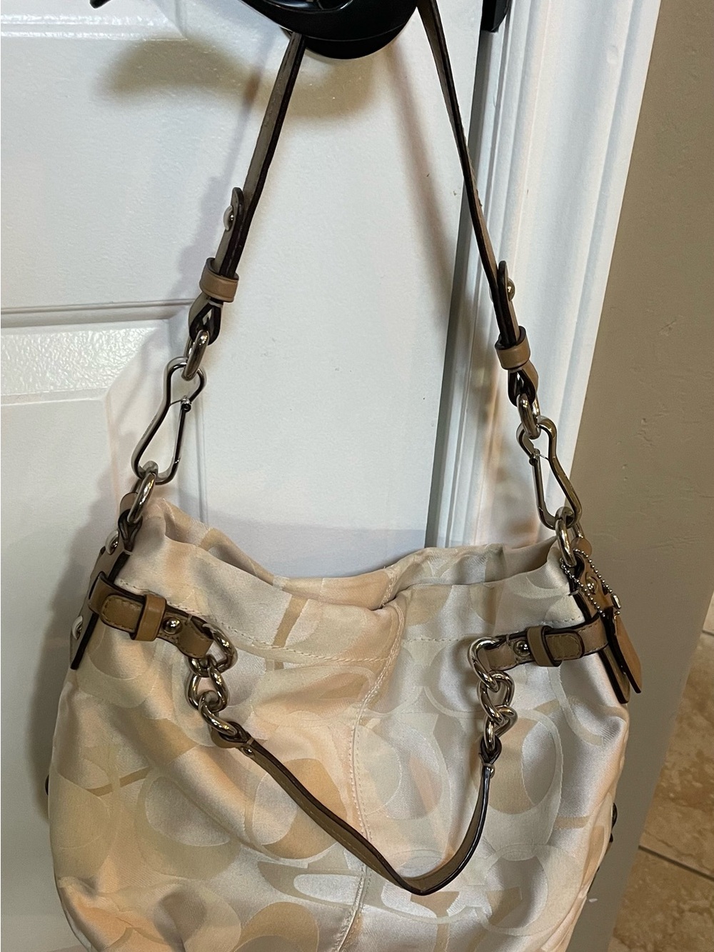 Coach Beige Shoulder Bag with Brown Leather Y2K excellent no long strap hobo